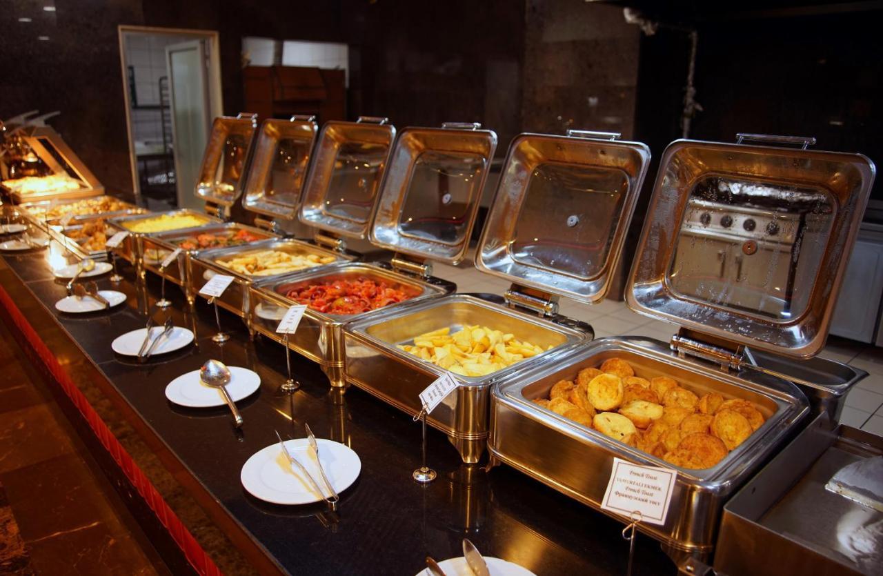 איסטמבול The Green Park Pendik מראה חיצוני תמונה A buffet at a hotel